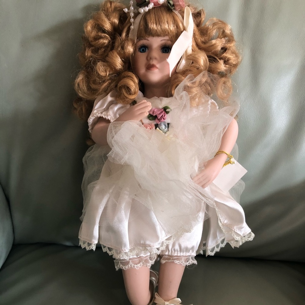 Ballerina doll in great condition